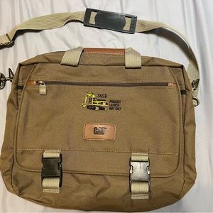 NorthWest CAT Field Laptop Messenger Bag.